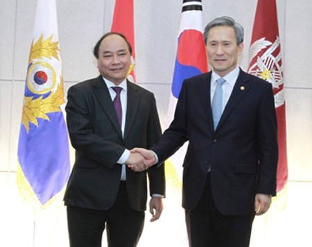 ภารกิจของรองนายกรัฐมนตรี เหงียนซวนฟู๊กในสาธารณรัฐเกาหลี